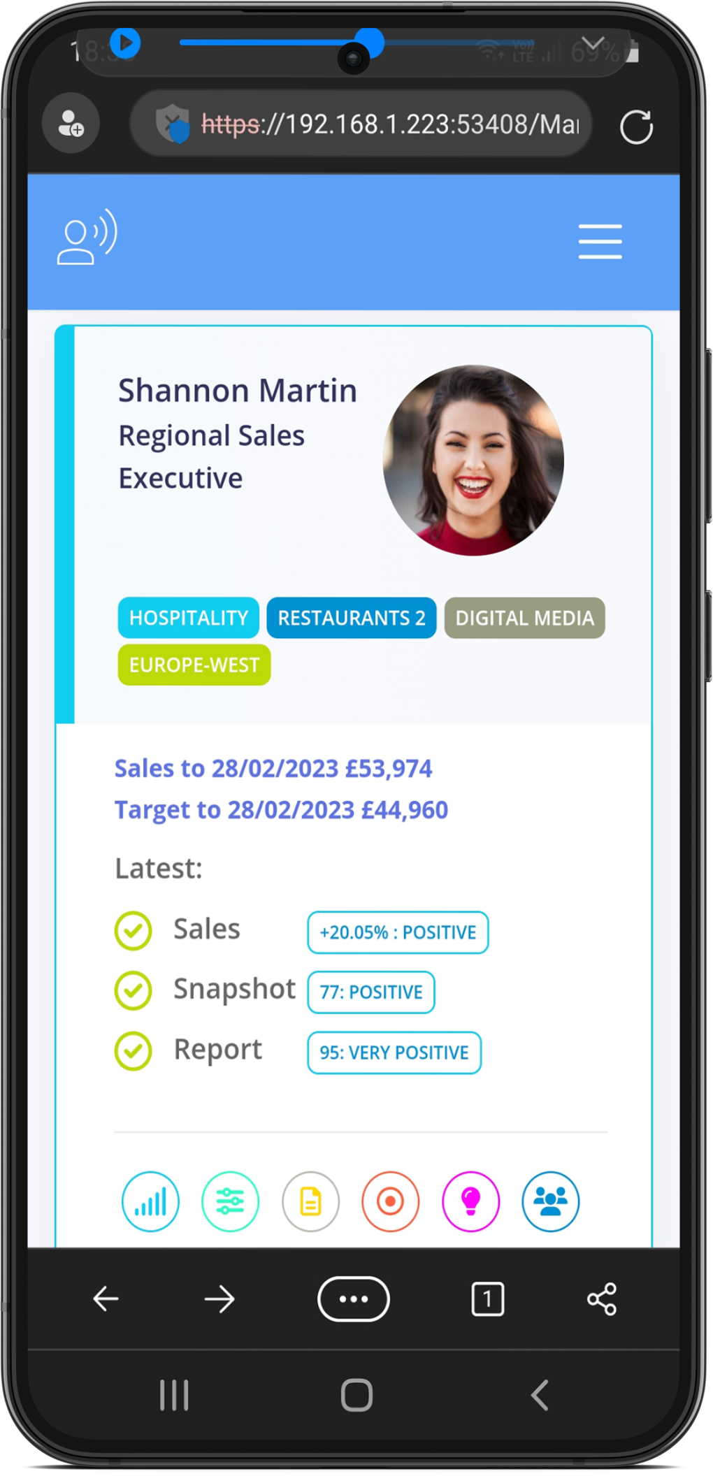 Salessound team member on mobile